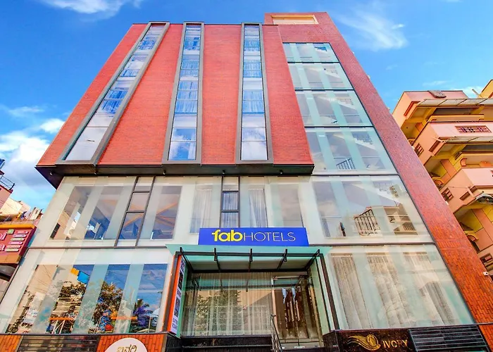 Fabhotel The Royal Suites - Nr Gopalan Innovation Mall