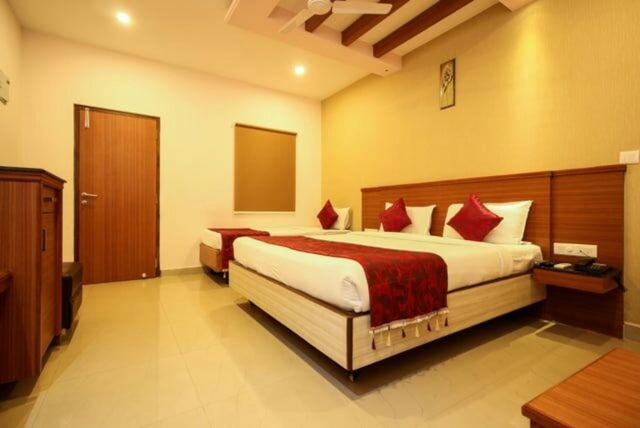 Kadamba Hotel
