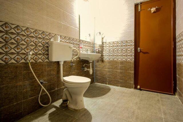 Hotel Kadamba Bangalore