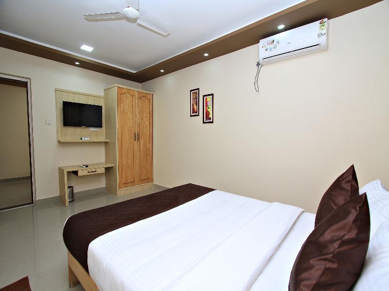 Bluemoon Comforts Hotel 3*