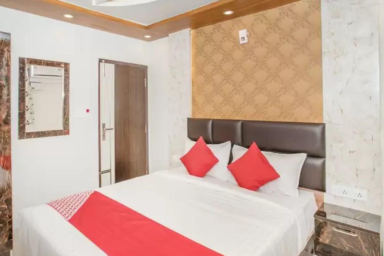Hotel Oyo Varcity Park Near Ragigudda Sri Prasanna Anjaneyaswamy Temple Bangalore