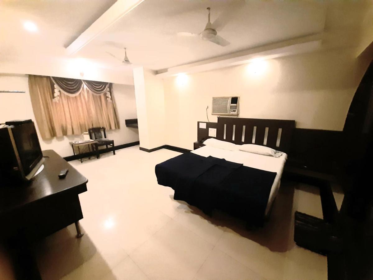 Prestige Residency Hotel *