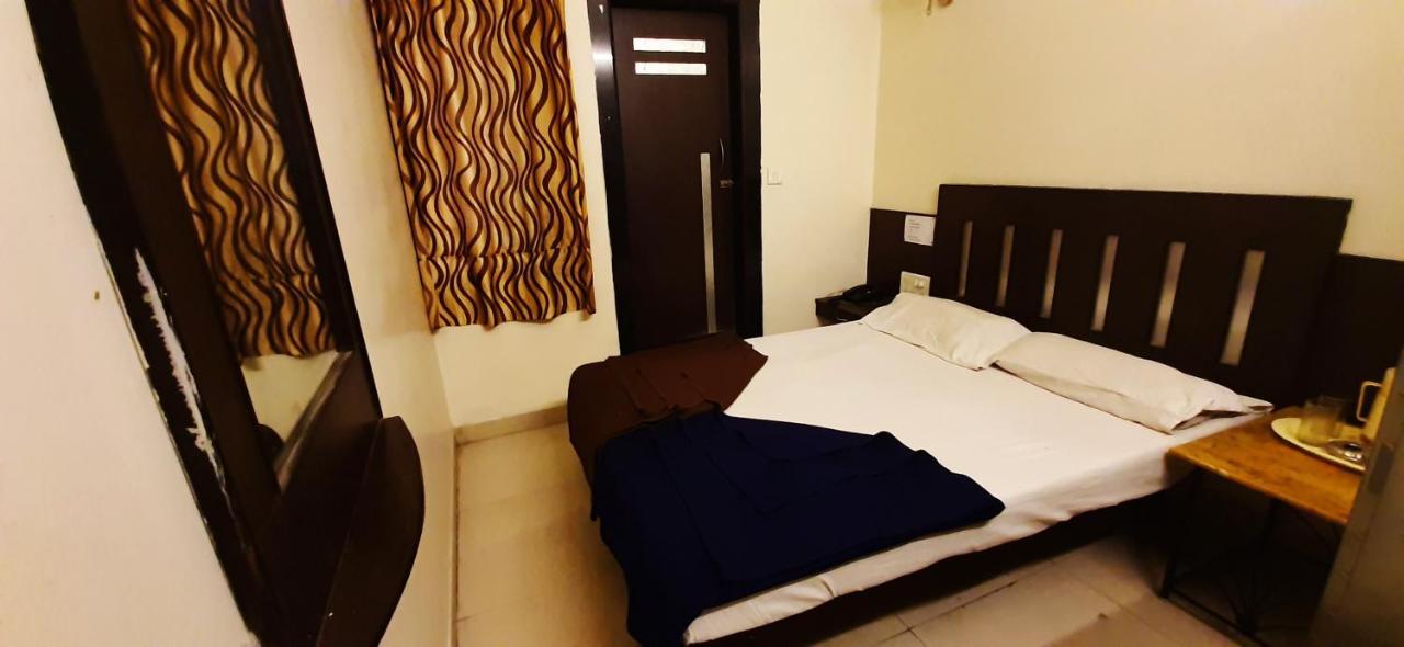 Prestige Residency Hotel *