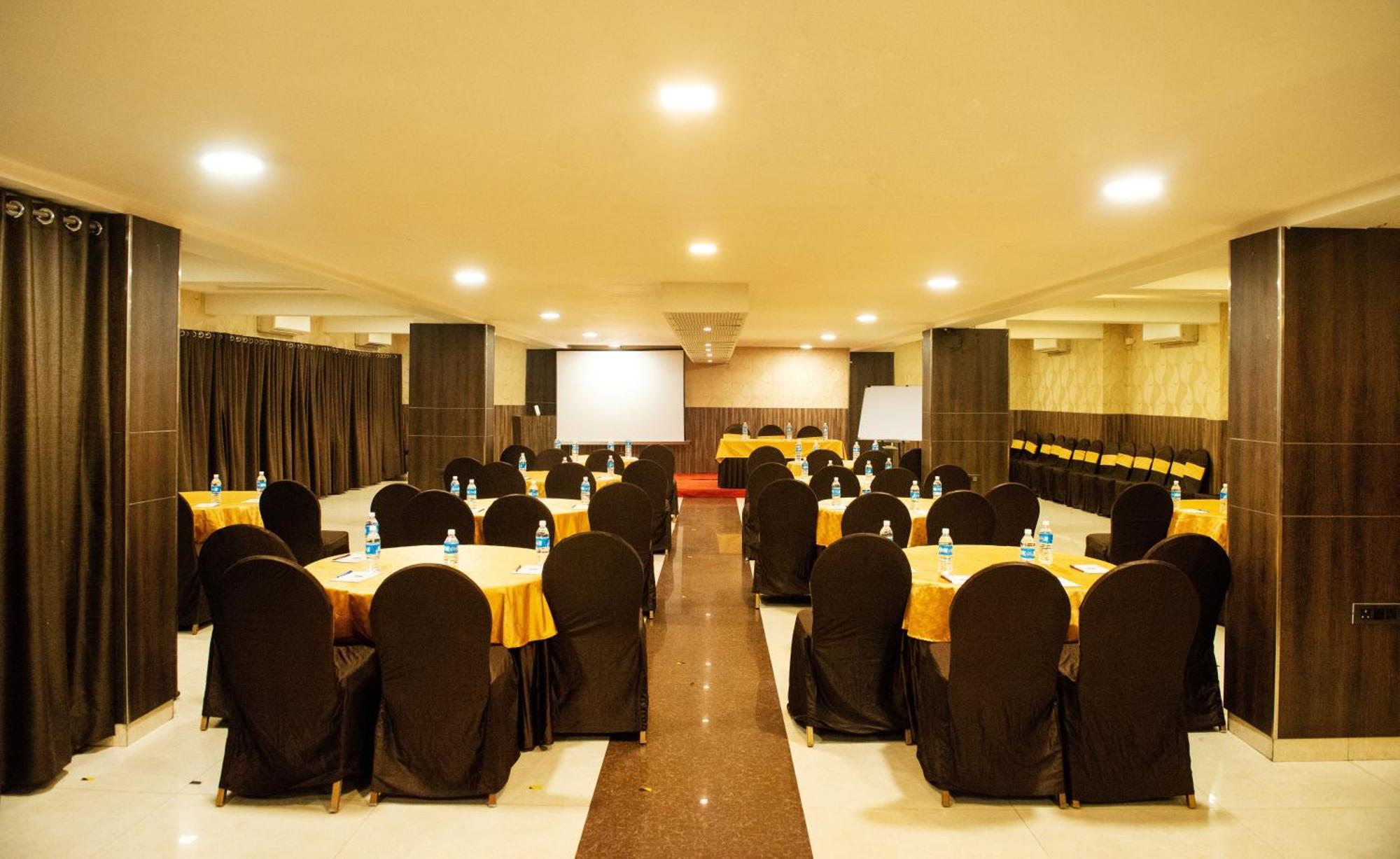 Gate & Conferences Hotel Bangalore