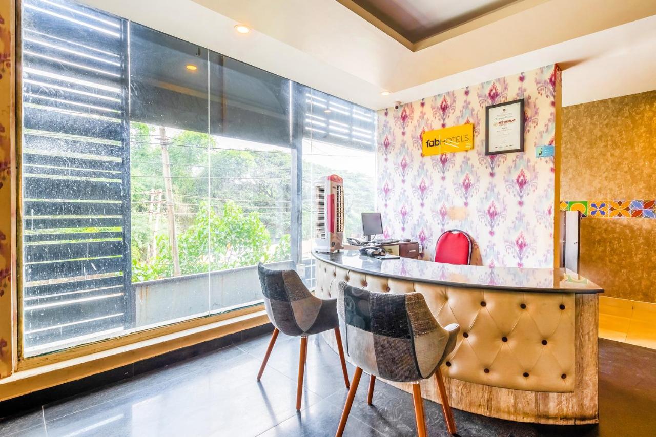 Fabhotel Astra Suites - Hsr Main Road 3*