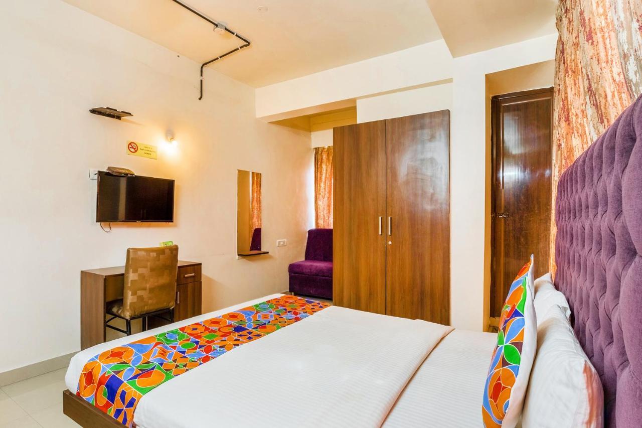 Fabhotel Astra Suites - Hsr Main Road 3*