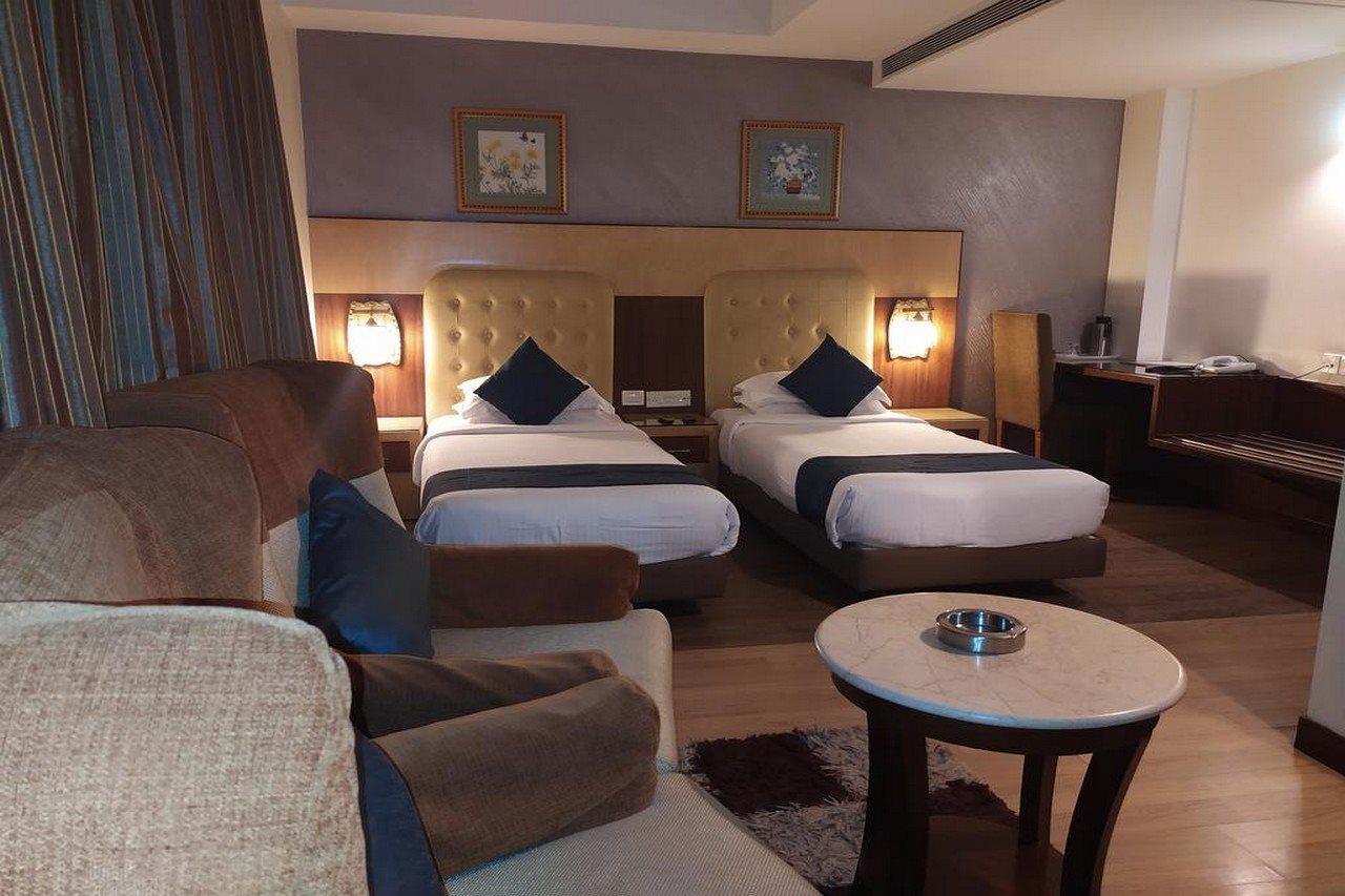 Silicrest Hotel 3*