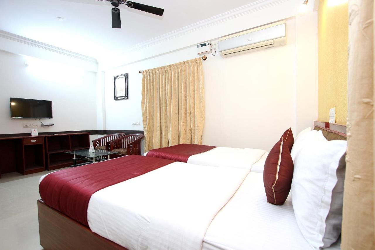 Oyo 9959 Varcity Ruby Hotel