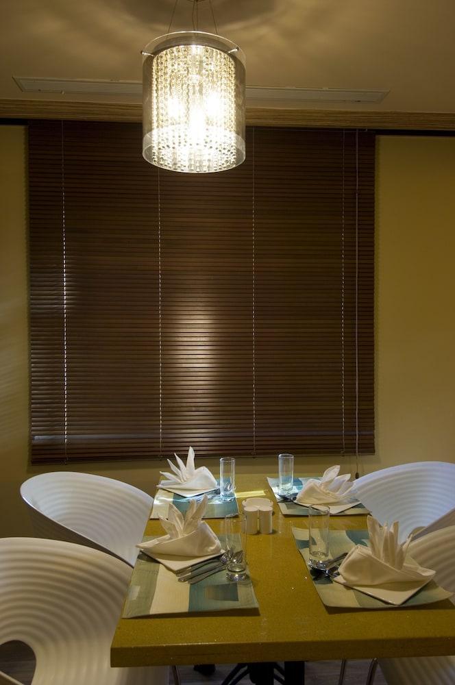 Mapple Whitefield Hotel Bangalore