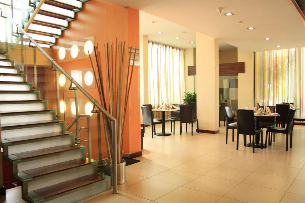 37th Crescent 3*