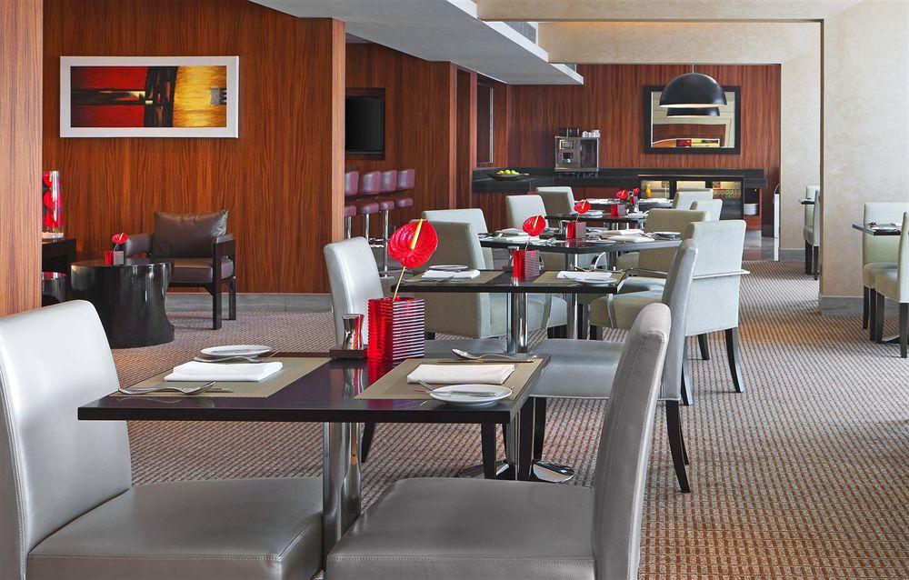 Hotel Sheraton Grand At Brigade Gateway Bangalore