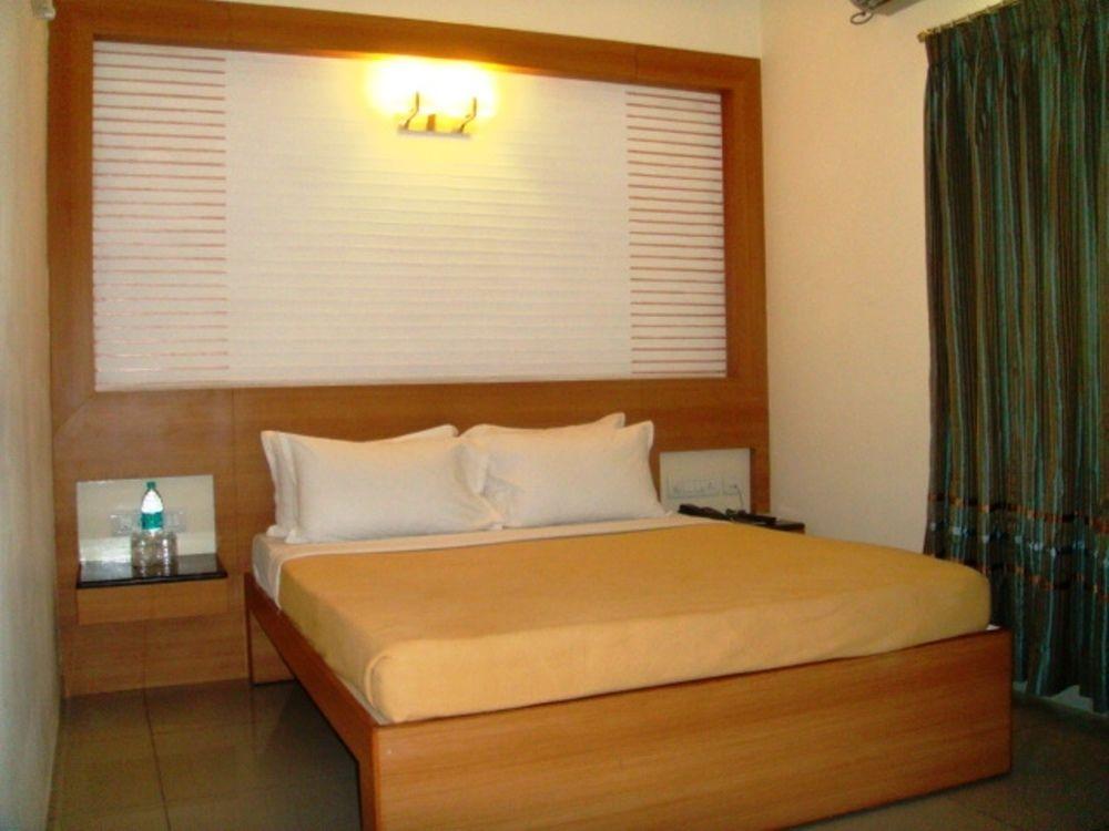 Akshaya Lakshmi Comfort 3* Bangalore