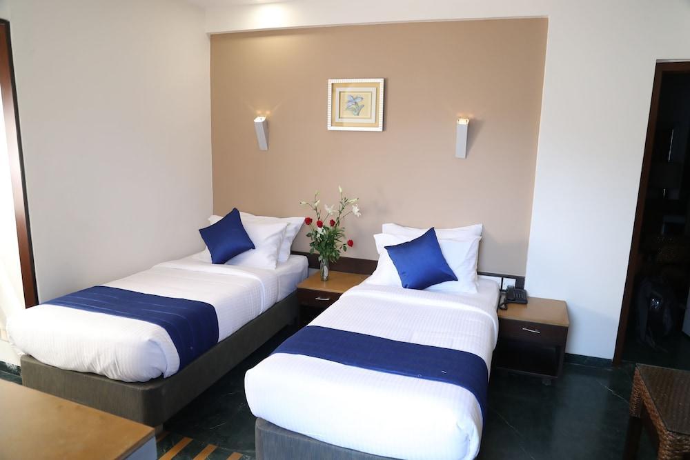 Dr Rajkumar International Hotel 3*