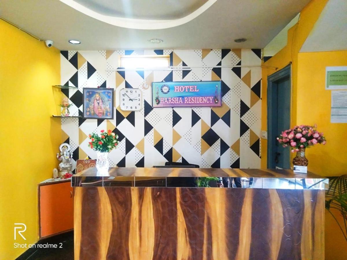 Hotel Oyo 75854 Harsha Residency