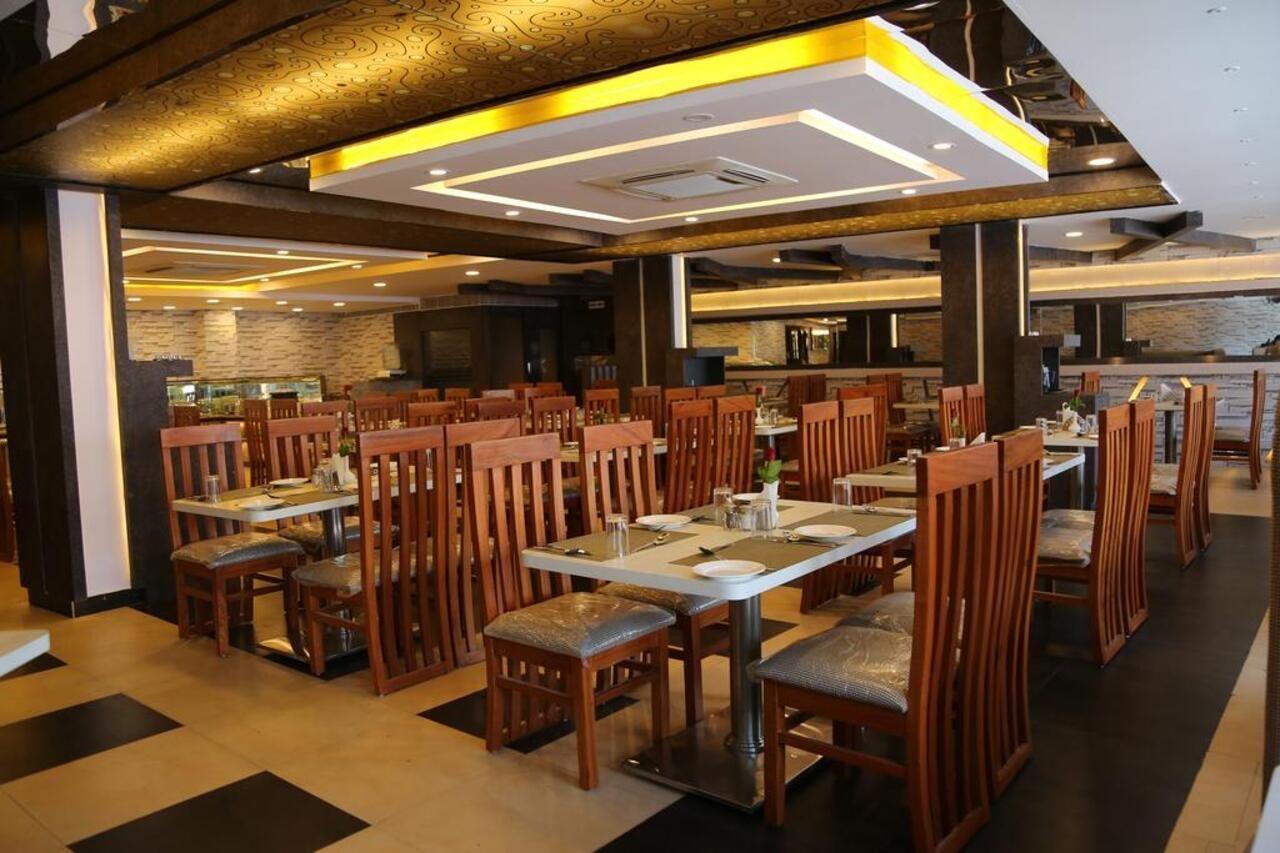 Hotel The Curzon Court Bangalore