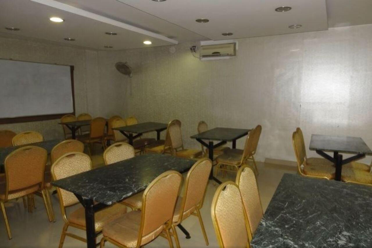 Hotel Amshi International