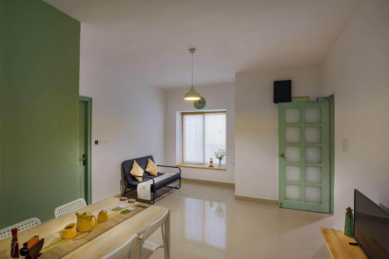 Oasis Executive Suites 3*