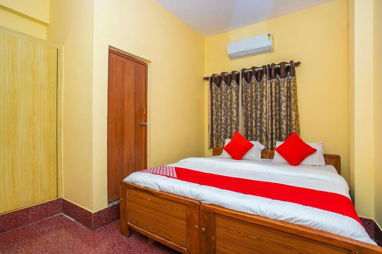 Spot On 23032 New Mayur Paradise Hotel 3*