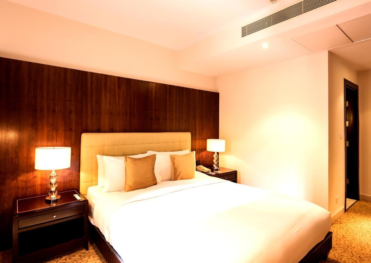 Hotel Oakwood Premier Prestige