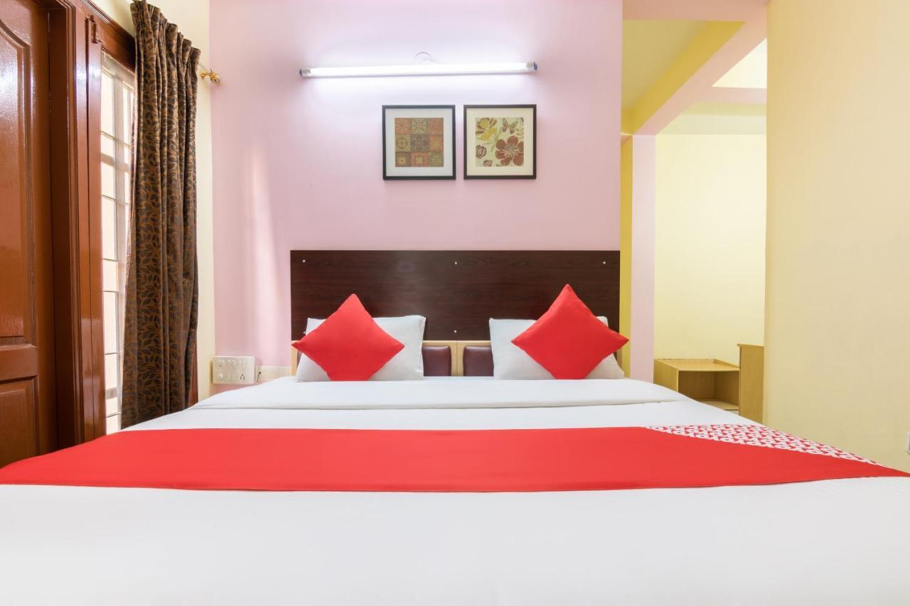 Hotel Capital O 5379 The Roy Grand Bangalore