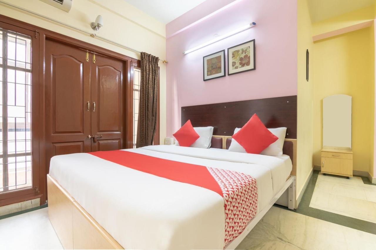 Capital O 5379 The Roy Grand 3*