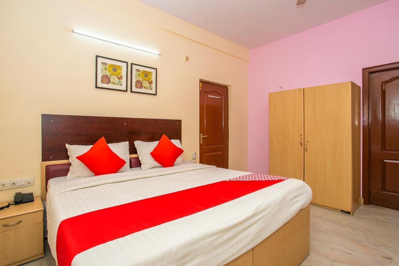 Hotel Capital O 5379 The Roy Grand Bangalore