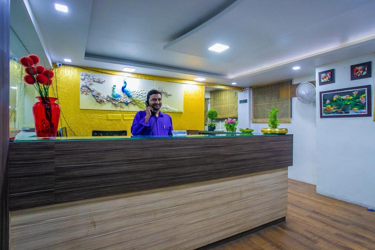 Capital O 5379 The Roy Grand Hotel Bangalore