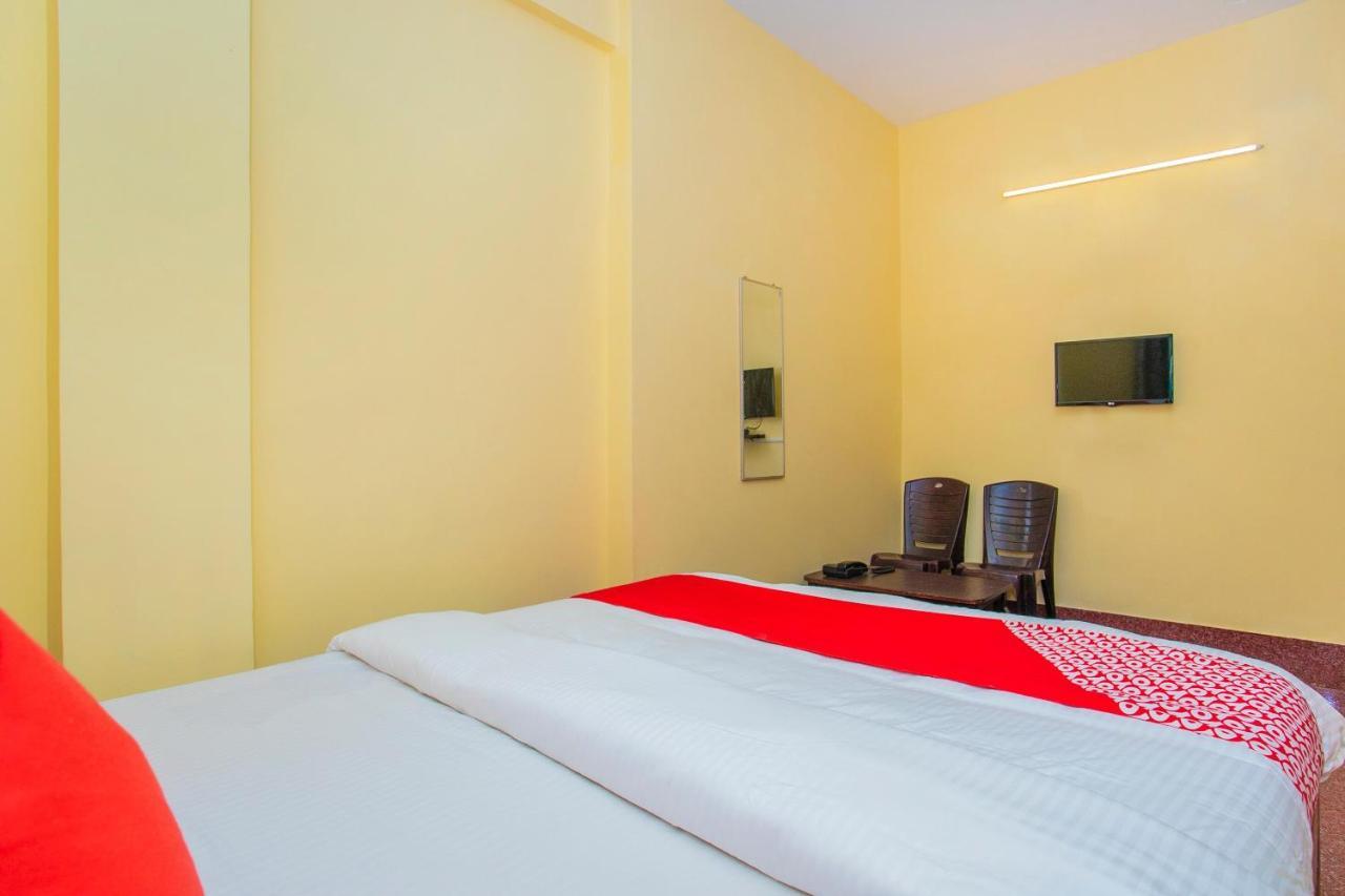 Spot On 23032 New Mayur Paradise Hotel 3*