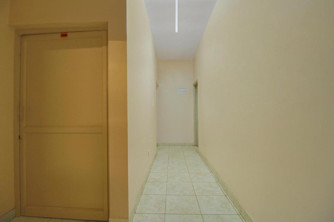 Oyo Flagship 9018 The Residency Hotel