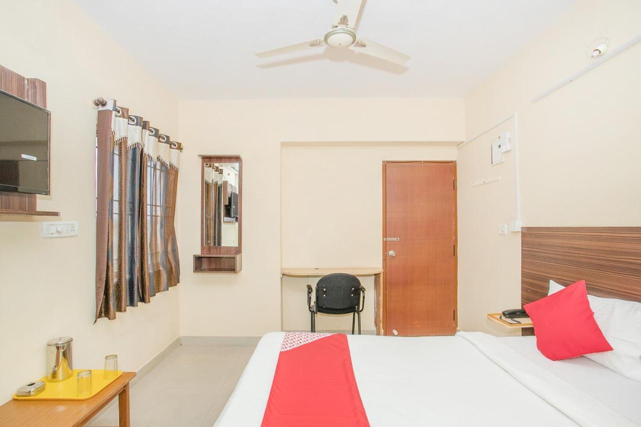 Hotel Oyo 10291 Sri Venkatadri Residency Bangalore
