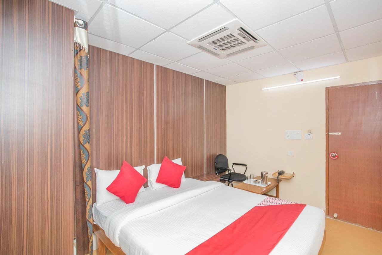 Oyo 10291 Sri Venkatadri Residency Hotel