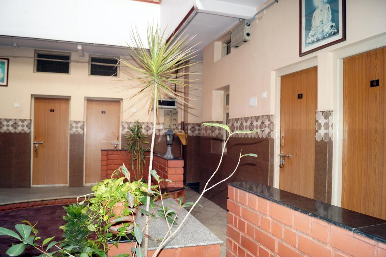 Sri Kumara Hotel
