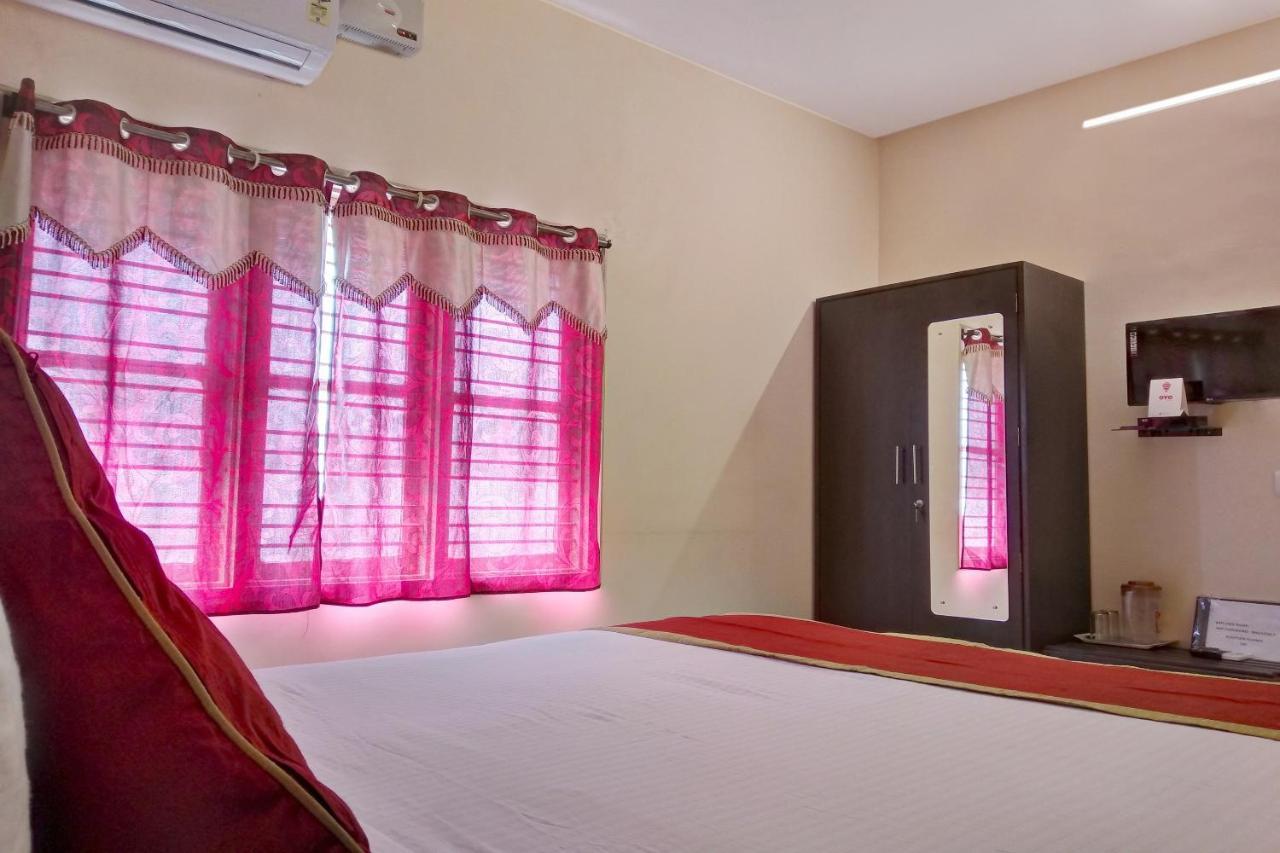 Hotel Oyo Flagship 9018 The Residency