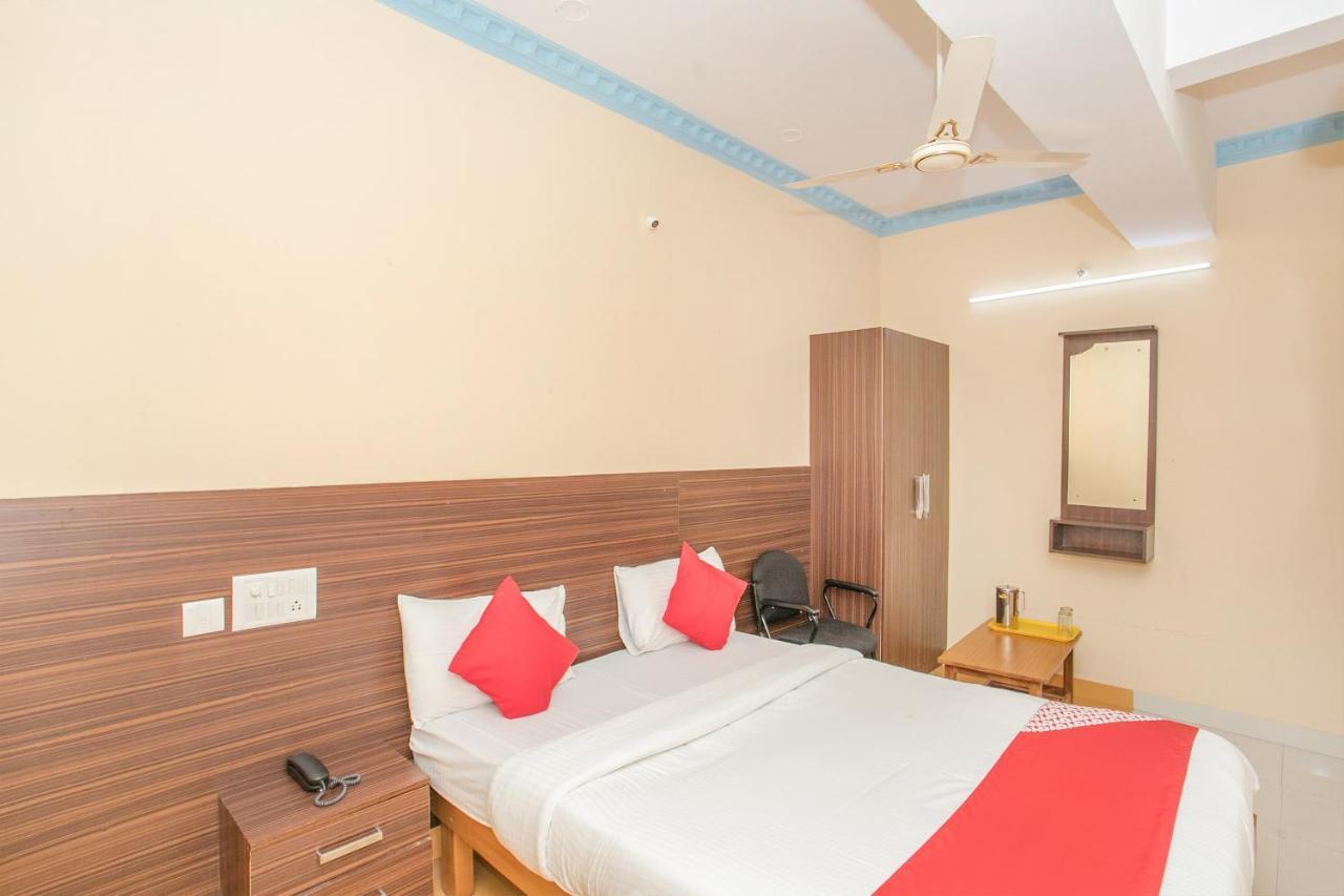 Hotel Oyo 10291 Sri Venkatadri Residency Bangalore