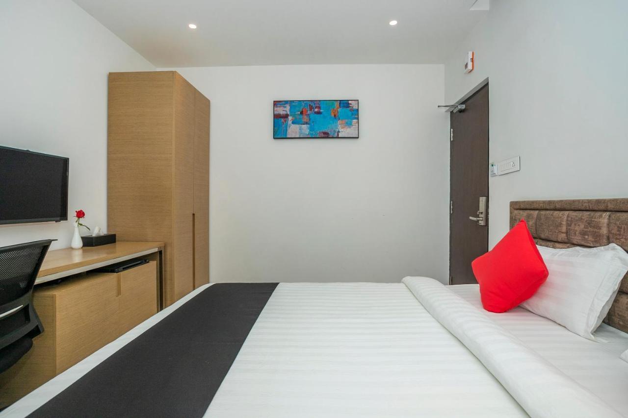 Capital O 36137 Vihaari 24 Business 3* Bangalore