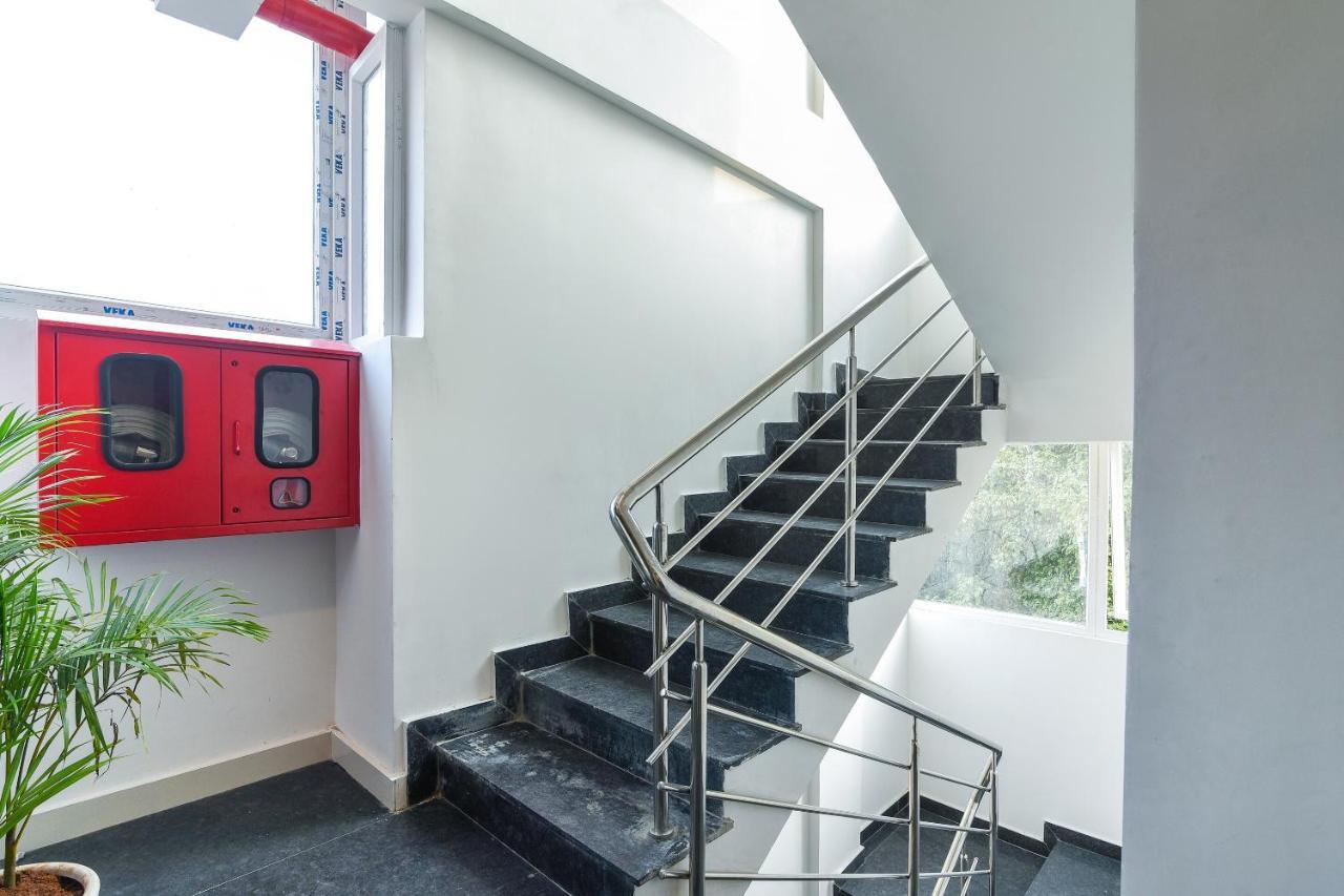 Oyo Townhouse 255 Indiranagar Double Road