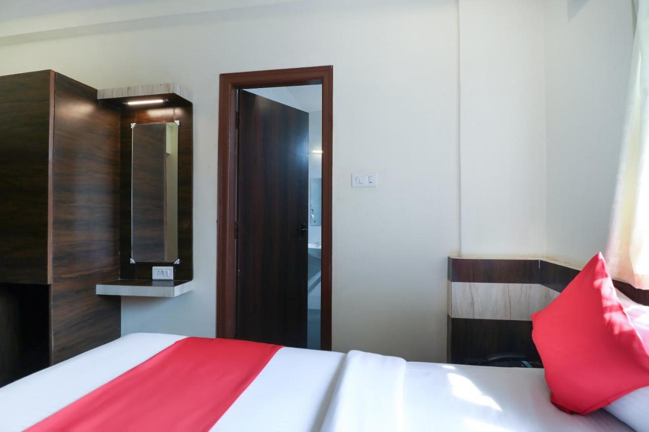 Hotel Oyo 36197 Royal Wood Bangalore