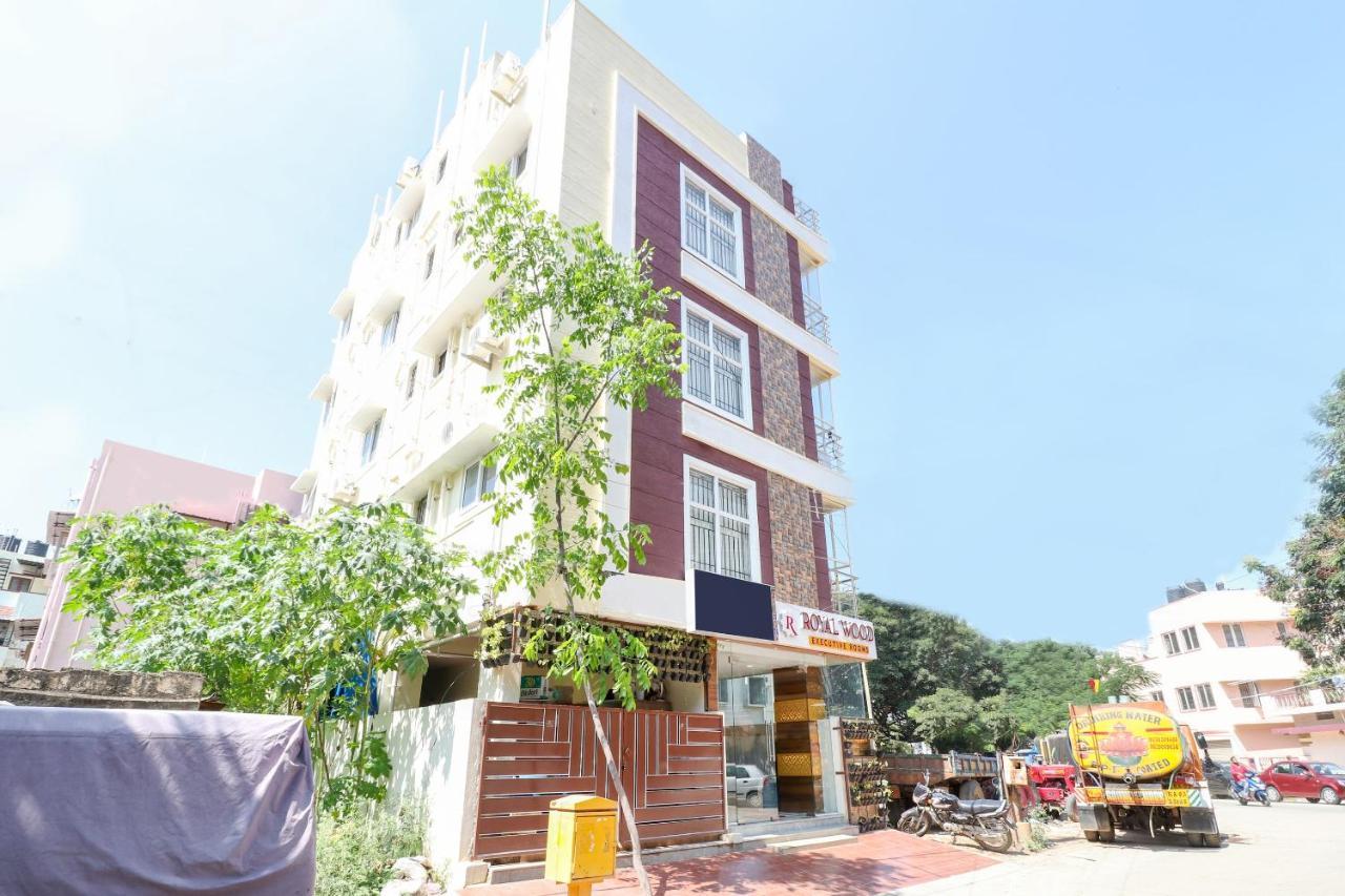 Oyo 36197 Royal Wood 3* Bangalore