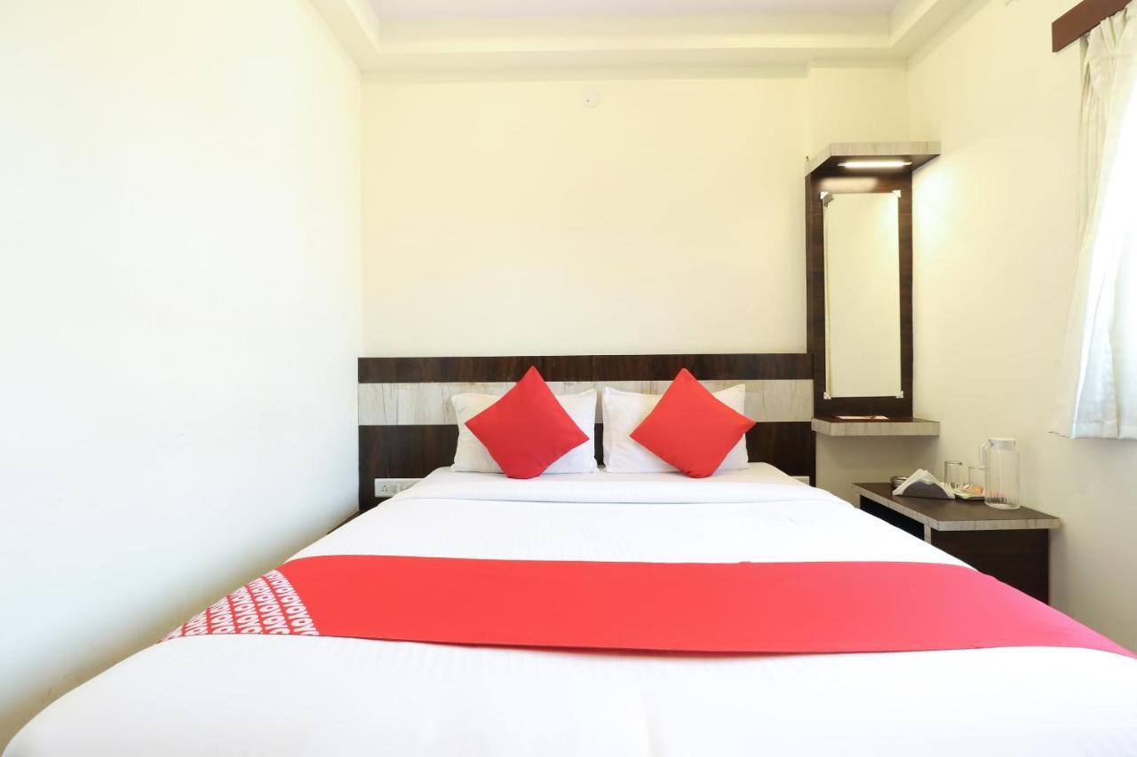 Oyo 36197 Royal Wood Bangalore