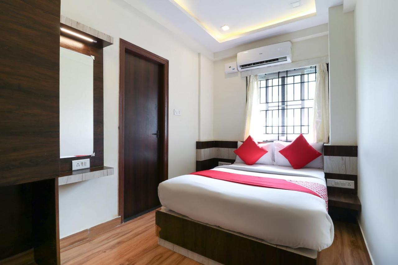 Oyo 36197 Royal Wood Hotel 3*