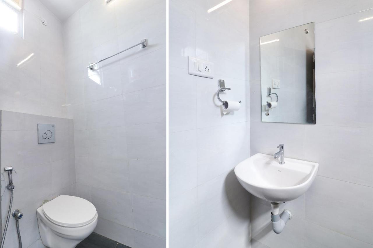 Oyo 36197 Royal Wood Hotel 3*