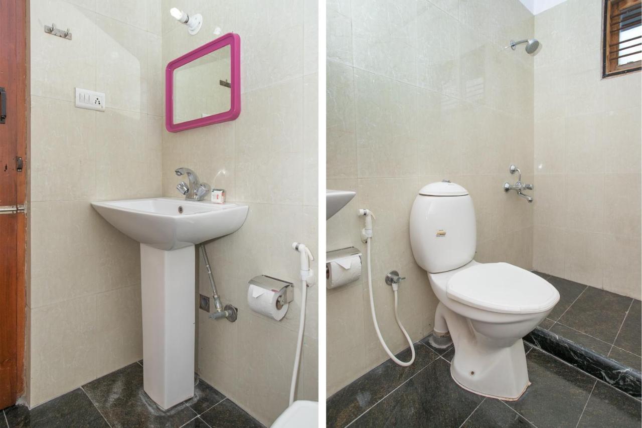 Hotel Oyo 10473 Basavanagudi Bangalore