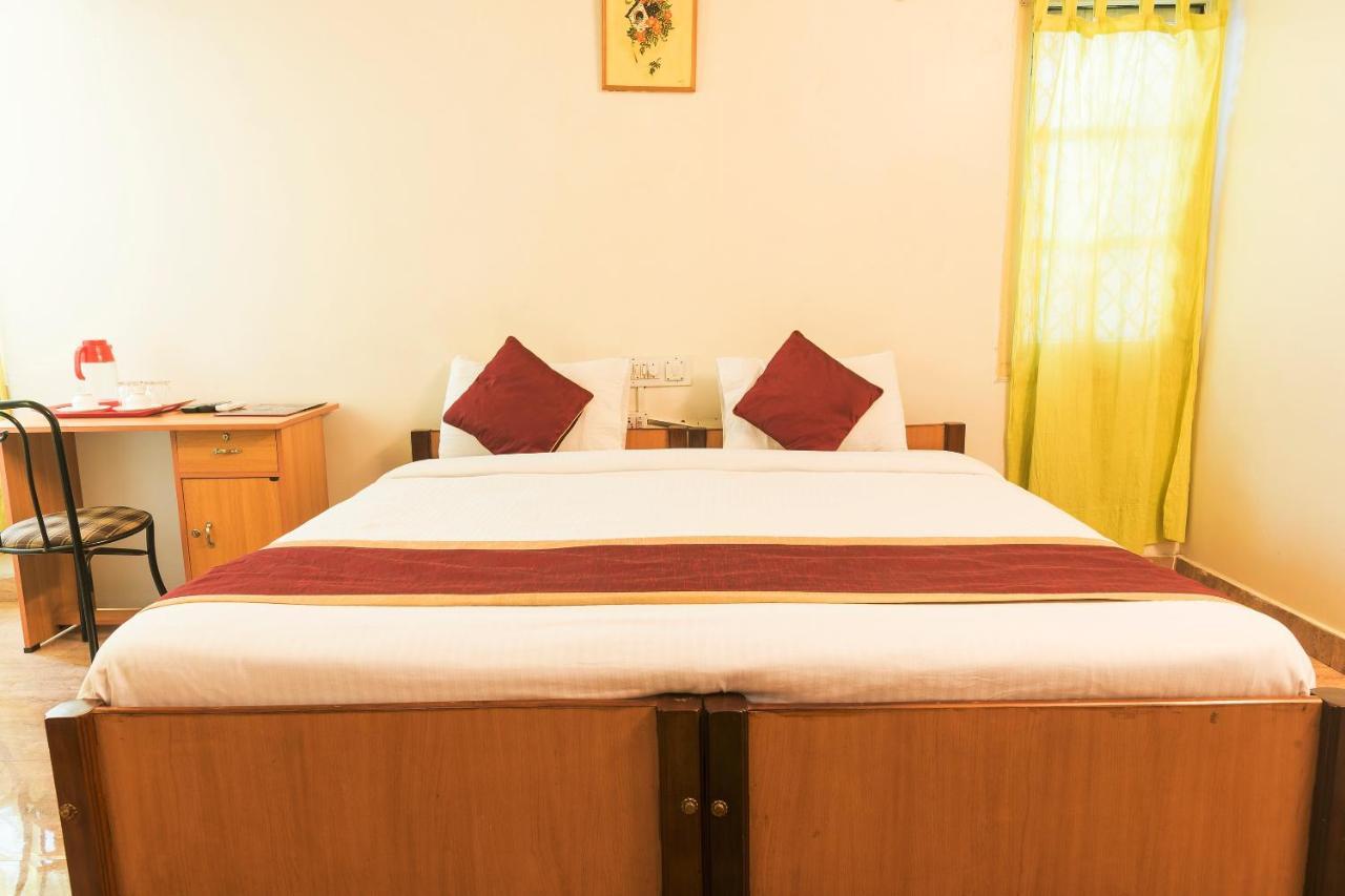 Oyo 3241 Indiranagar * Bangalore