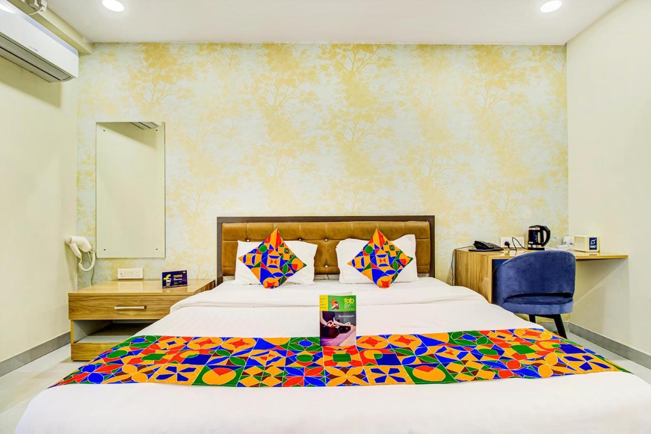 Comet Hotel