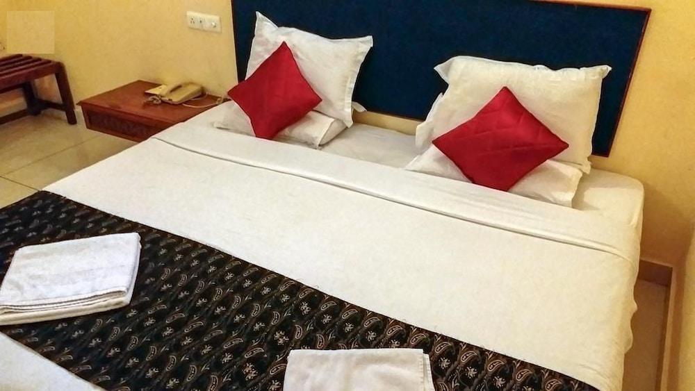 Woodlands 3* Bangalore