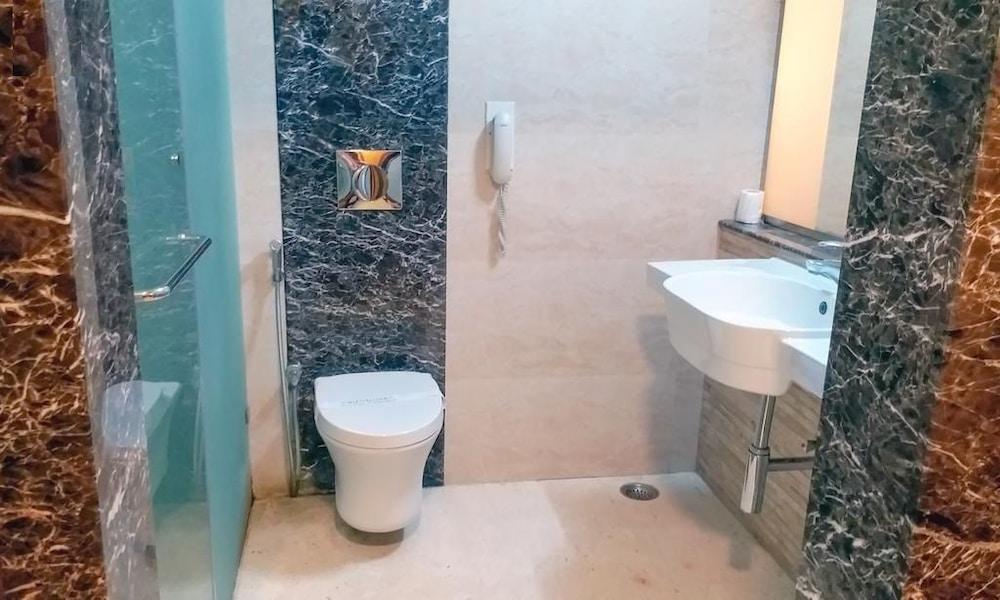 Woodlands 3* Bangalore