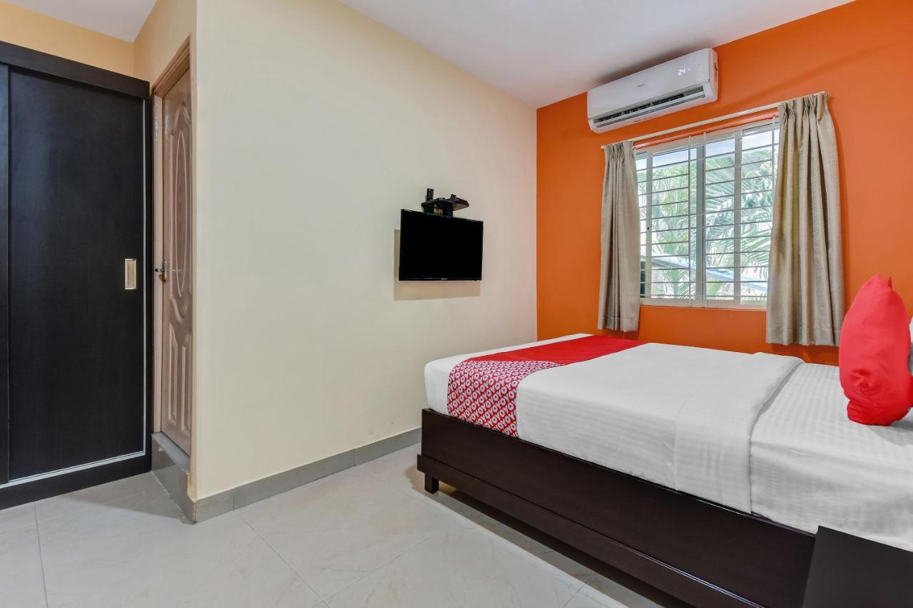 Oyo Flagship 46682 New Andra House 3* Bangalore
