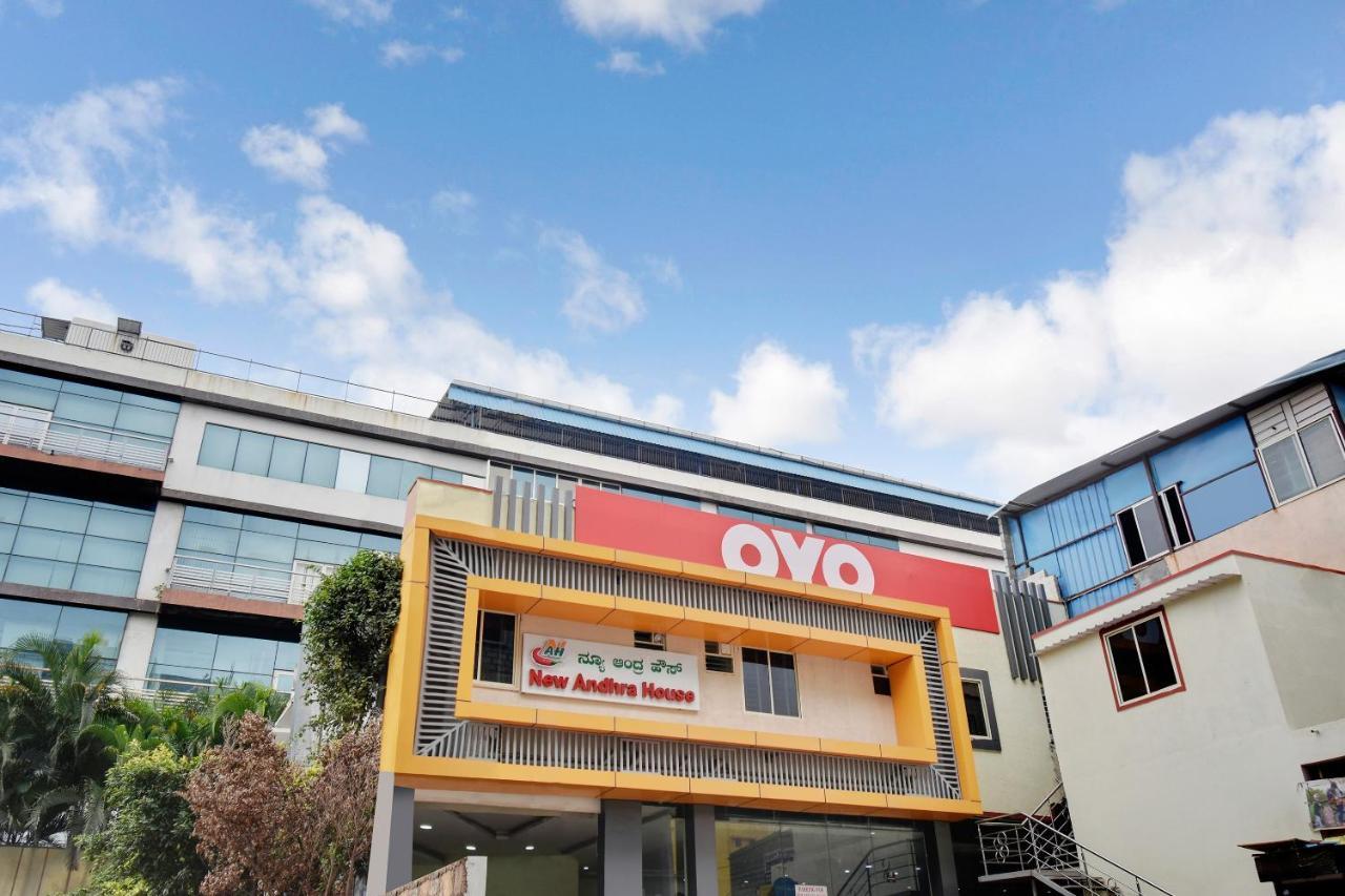 Oyo Flagship 46682 New Andra House 3* Bangalore