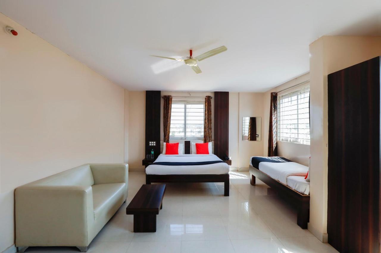 Hotel Capital O 70534 Habitat And 3*