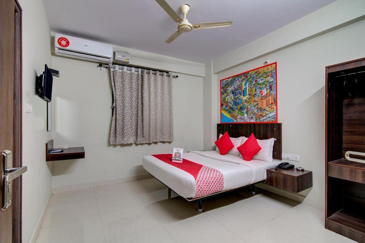 Hotel O Varcity Plaza